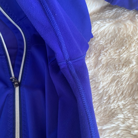 Lululemon Jacket - Picture 12 of 16